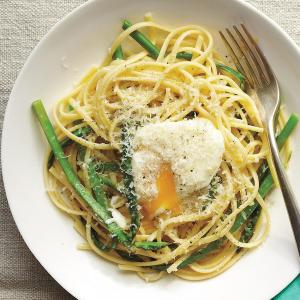 Linguine with Asparagus and Egg_image
