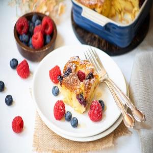 Very Berry Bread Pudding_image