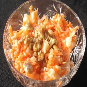 Coconut Carrot Salad image