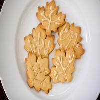 Autumn Maple Leaf Cookies_image