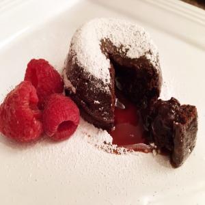 CHOCOLATE LAVa CAKE With CARAMEL_image
