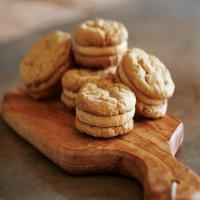 Peanut Butter Oatmeal Sandwich Cookies_image