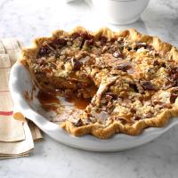 Caramel-Pecan Apple Pie image