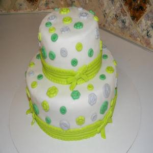 Buttons and Bows Cake_image