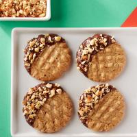 Chocolate-Dipped Peanut Butter Cookies_image