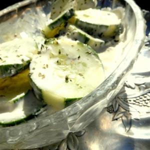 Creamy Garden Cucumber Salad_image