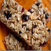 Chewy Cherry Almond Granola Bars_image