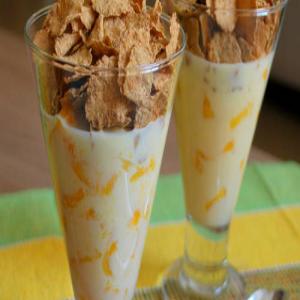Creamy and Crunchy Mango Dessert_image