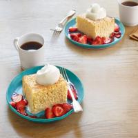 Tres Leches Cake with Berries_image