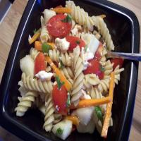 Pasta Salad W/Feta and Cherry Tomatoes_image