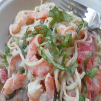 Shrimp and Pasta in a Basil Cream Sauce_image