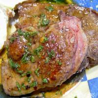 Lamb Chops With Jalapeno Mint Sauce_image