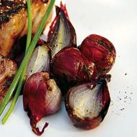 Grilled Red Pearl Onions_image