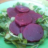 Colorful Beet Salad on Arugula With Sherry Vinaigrette_image