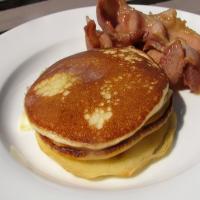Simple Bisquick Pancakes image