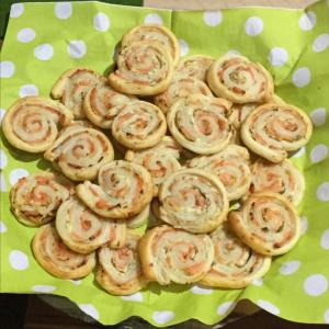 Puff Pastry Pinwheels with Smoked Salmon and Cream Cheese_image