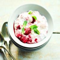 Raspberry coconut porridge_image