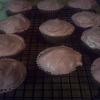 Whipped Strawberry Cream Cheese Frosting_image