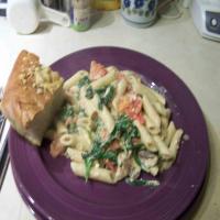 Spinach and Feta Pasta image