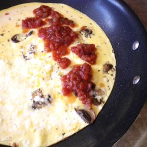 Cheese and Mushroom Pizza Omelette image
