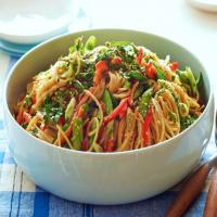 Crunchy Noodle Salad_image