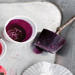 White Pine and Blueberry Ice Pops_image