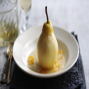 Poached pears in Sauternes_image