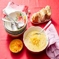 Slow Cooker Broccoli Cheese Soup_image