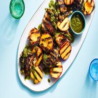 3-Ingredient Pesto-Grilled Chicken with Peaches image