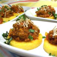Polenta Hors D'oeuvres with Sausage and Basil_image