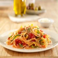 Barilla Whole Grain Spaghetti with Zucchini and Yellow Squash_image