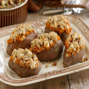 Stuffed Sweet Potatoes with Pecan and Marshmallow Streusel_image