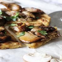 Chanterelle Mushroom Pizza Recipe_image