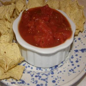 The Best Restaurant Salsa Made at Home_image