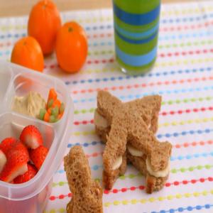 Easy Kids' Lunches: Fun Shaped Sandwiches_image