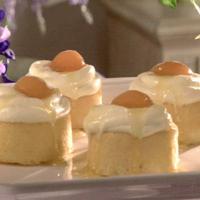 Shortcake with Mascarpone and Brandied Apricots image