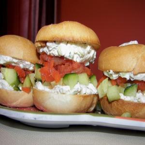 Mini Club Sandwiches With Salmon Carpaccio and Maple_image