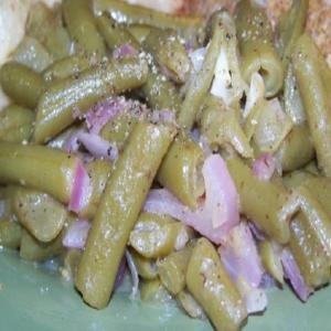 Green Beans With Red Onions_image