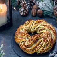 Christmas Wreath - Christmas Braided Bread_image