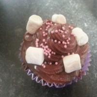 Chocolate & Marshmallow Cupcakes_image
