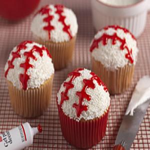 Let's-Play-Ball Cupcakes_image