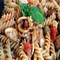 Pasta With Mushroom Tomato Sauce_image