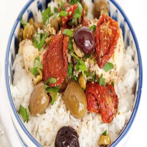 Mediterranean Chicken with Mixed Olives_image