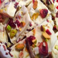 Cranberry-Pistachio Christmas Bark in 10 Minutes_image