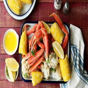 Steamed Snow Crab Legs image