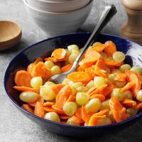 Glazed Carrots with Green Grapes image