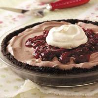 Chocolate-Berry Cream Pies_image