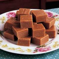 Quick and Easy Peanut Butter Fudge_image