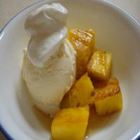 Rum-Infused Grilled Pineapple_image
