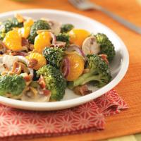 Fresh Broccoli/Mandarin Salad_image